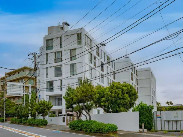 片瀬ロジュマン