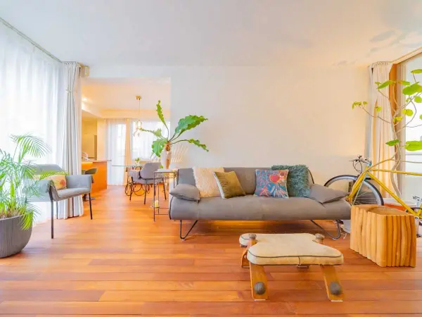 ロイヤルシーズン瀬田