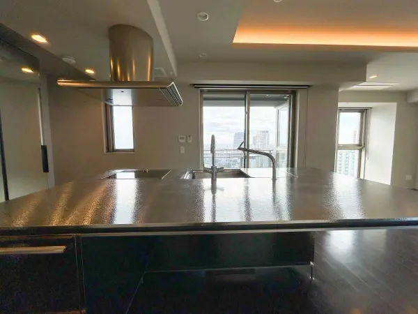 ローレルタワー心斎橋