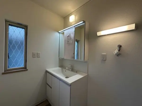 保土ケ谷区法泉3丁目　戸建