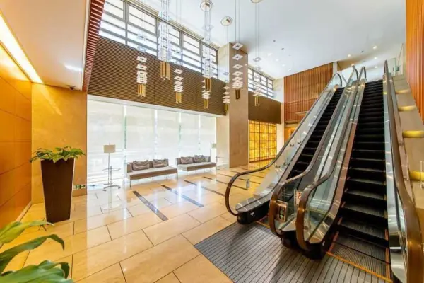 カテリーナ三田タワースイートイーストアーク