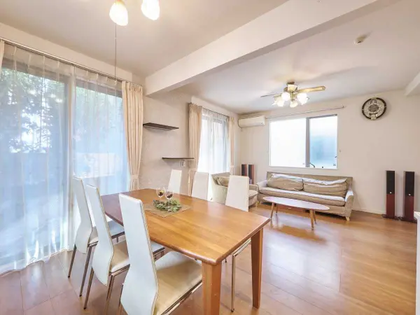 プラウドシーズン国立　光の街