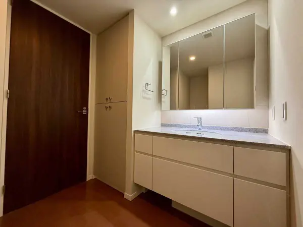 THE　TOKYO　TOWERSSEA