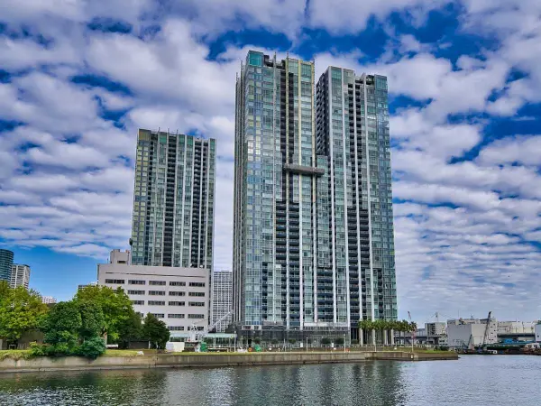 ワールドシティタワーズ　ブリーズタワー