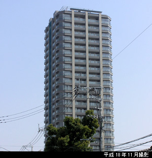 熊本市電「交通局前」電停下車徒歩3分