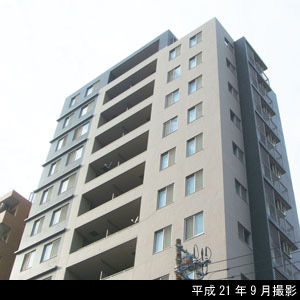 採光、通風を高める全戸角住戸、ワイドスパン中心＆南向き中心のマンションです。