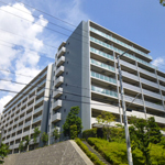 プレミスト南千里津雲台パークフロント